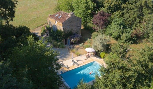 Marou Farmhouse with swimming pool and stunning views