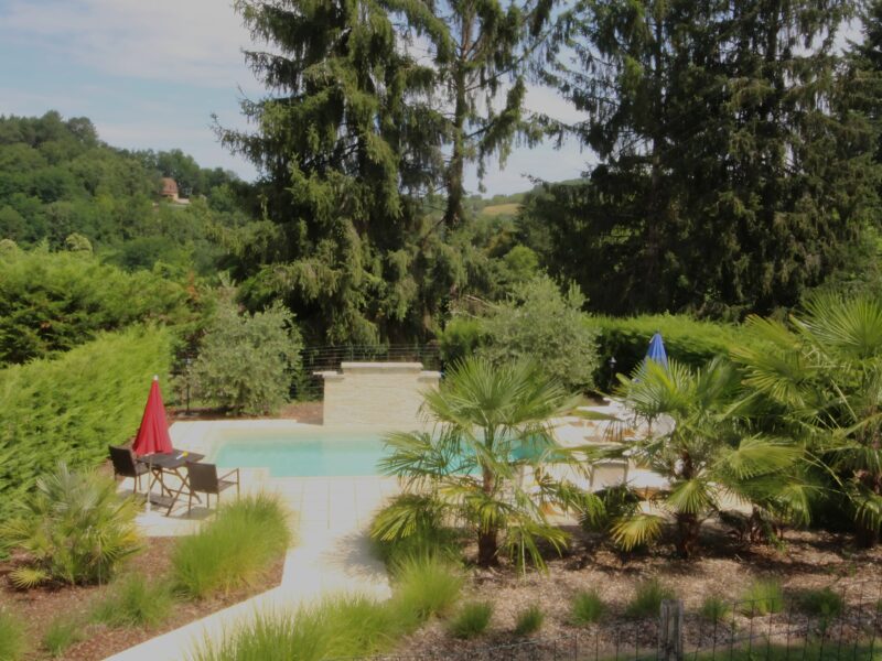 Villa La Peyriere with Private Pool and within walking distance of Sarlat