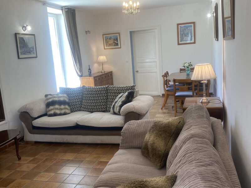 5 rue des Fleurs, La Chapelle Baton, Vienne.
