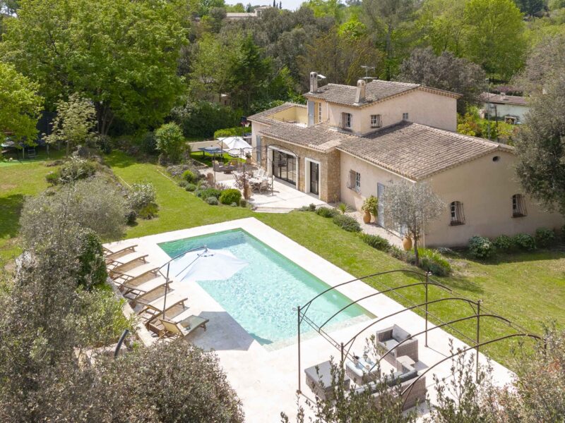 Villa Lily