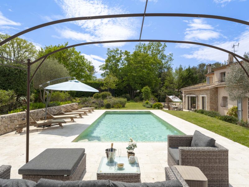 Villa Lily