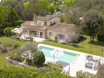 Villa Lily