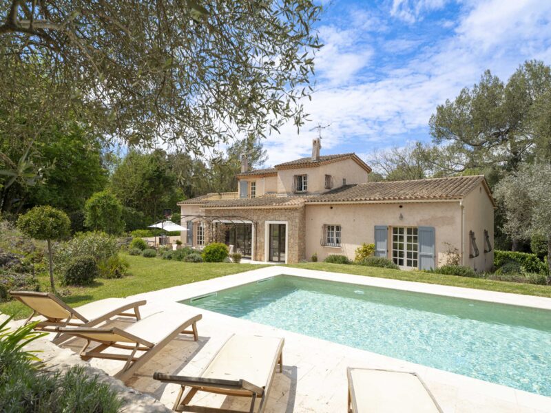 Villa Lily