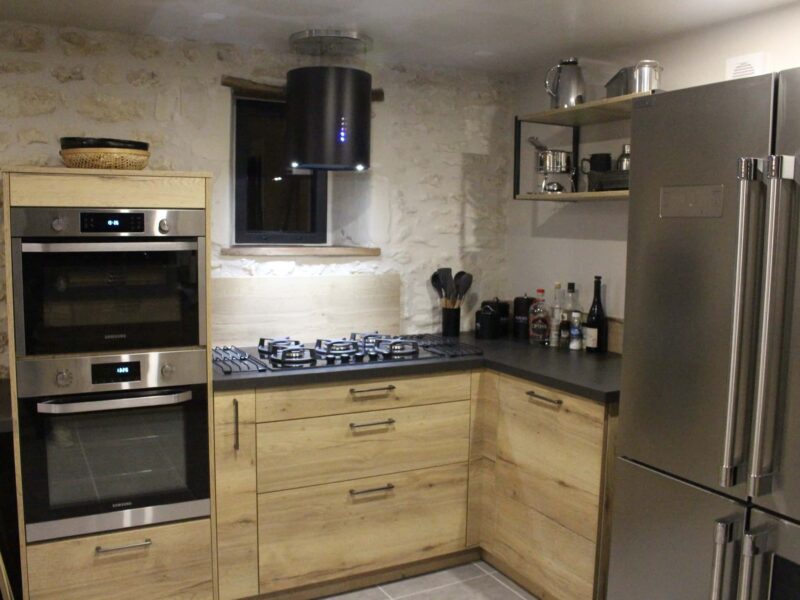 Wonderful Five bedrooms Farmhouse newly renovated with exclusive use private heated swimming pool.